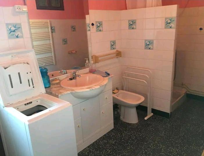 Grand Appartement 6 Pers,Lumineux,Avec Terrasse Sud De France Tuchan Dış mekan fotoğraf